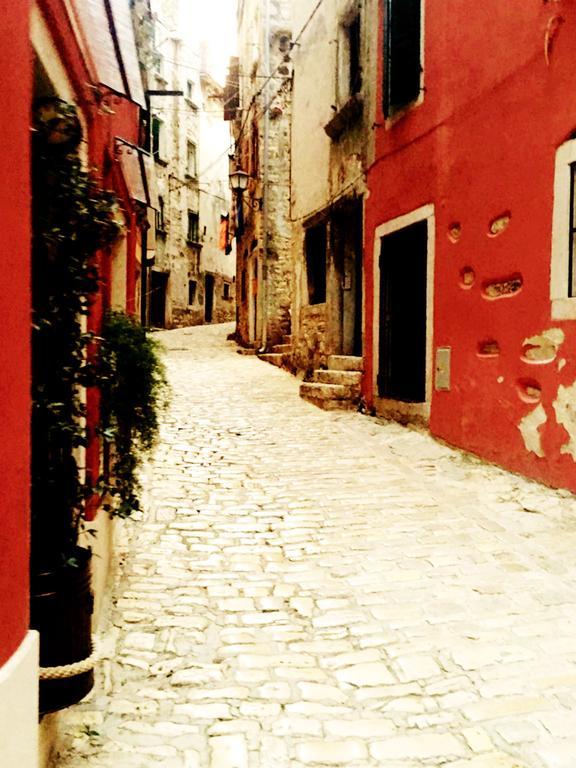 Superb Townhouse Villa Montalbano